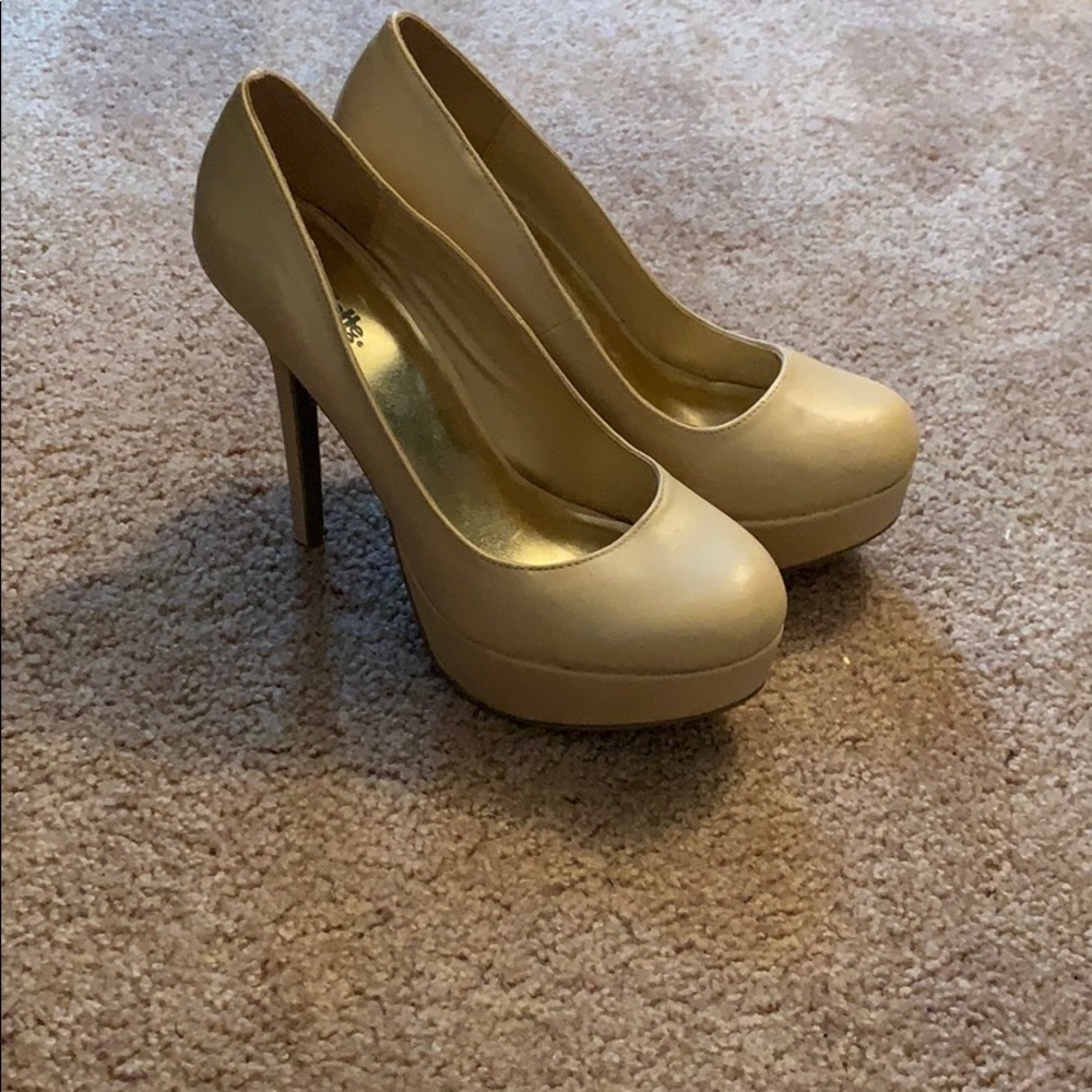 Nude heels